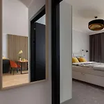 Short Stay Apartments